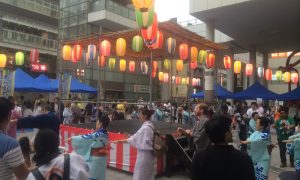 1段やぐら　日暮里駅